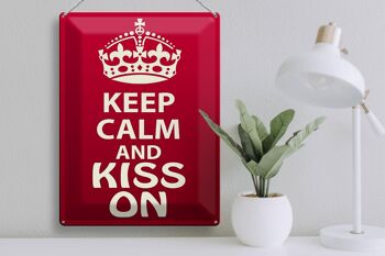 Panneau en étain disant 30x40cm Keep Calm and kiss on gift 3