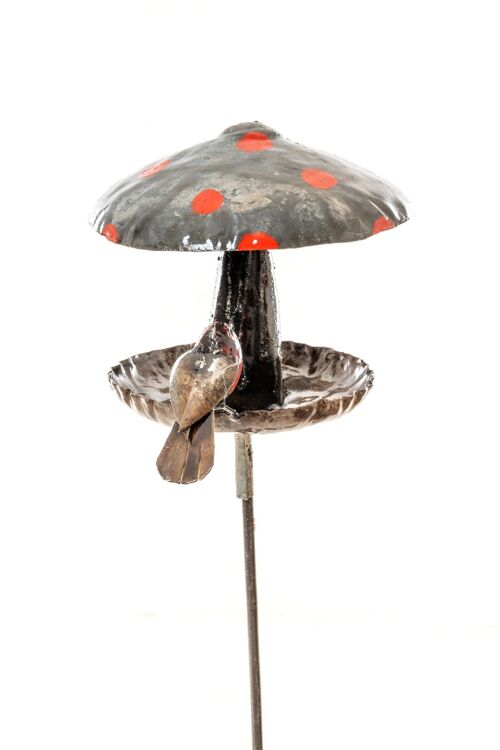 METAL MUSHROOM ROBIN ON STICK