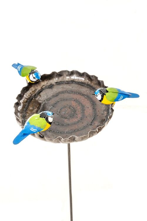 METAL HAPPY LARGE BLUE TIT BIRDFEEDER FAM OF 3 ON STICK