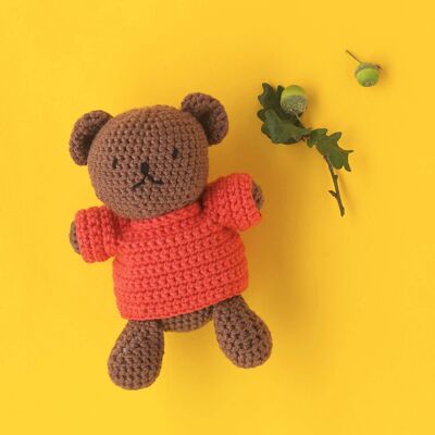 Miffy Friends: Boris Amigurumi Crochet Kit