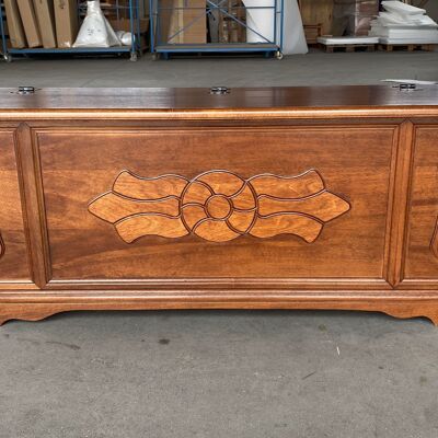 BUTTERFLY CHEST 120 CM