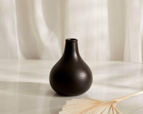 Chelsea Black Ceramic Vase