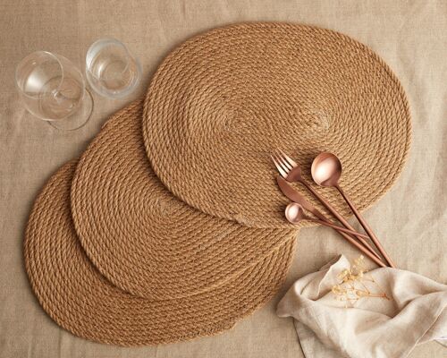 Phoebe Jute Oval Placemats Set of 4