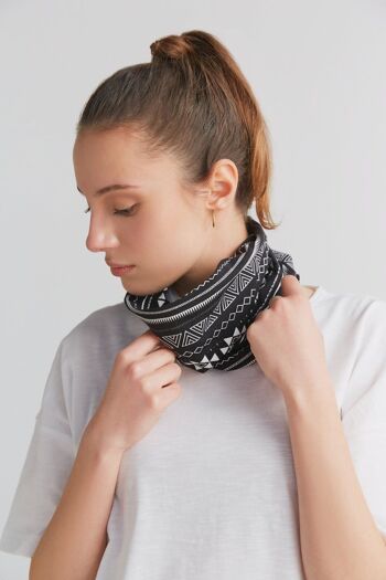 9625-046 | Foulard tube unisexe - noir et blanc 4