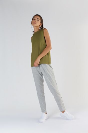 T1211-13 | Haut à col montant TENCEL™ Active pour femmes - Olive 5