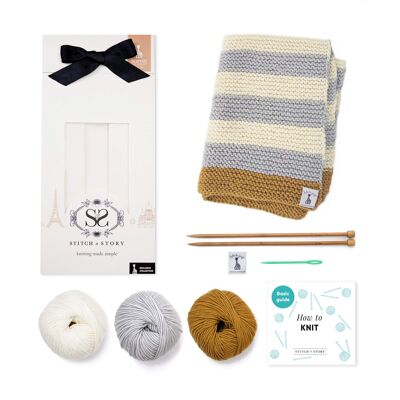 Sophie la girafe: Sleepy Baby Blanket Knitting Kit - Tan / Dove Grey / Natural White