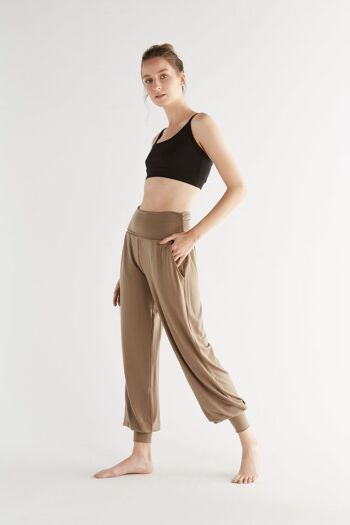 T1320-21 | Pantalon de yoga TENCEL™ Intimate pour femmes - Vison 4