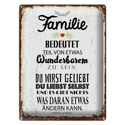 Cartel de chapa que dice "La familia es parte de algo maravilloso" 30x40cm