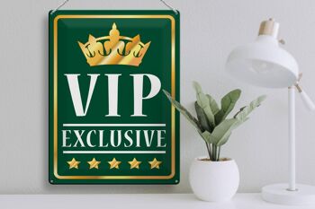 Plaque en tôle disant 30x40cm VIP exclusif vert 3