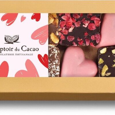 Heart case and puff pastry praline assortment 75g