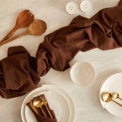 Chemin de table en gaze de coton marron Indie