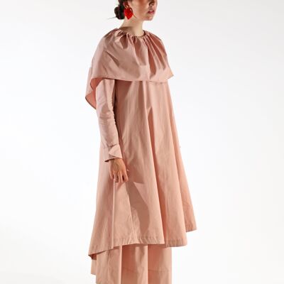 NACKTES ROSA CAPE-KLEID