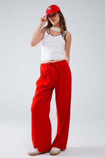 Pantalon décontracté rouge avec fermeture à cordon et poches latérales 3