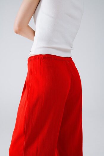 Pantalon décontracté rouge avec fermeture à cordon et poches latérales 4