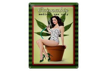 Plaque en tôle Pinup 30x40cm Cannabis usage médical uniquement 1