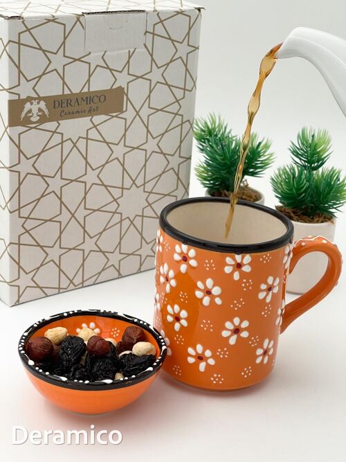 Handmade Daisy Motifs -10 cm Ceramic Mug and 8 cm Bowl Set
