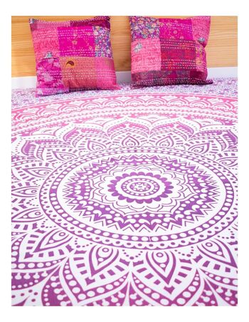 Couvre-lit rose avec tapisserie Mandala 5
