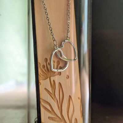 Collana in argento sterling con doppio cuore