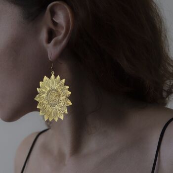 Maxi boucles d'oreilles tournesol en laiton 3