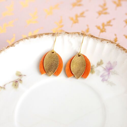 Boucles d'oreilles tulipe cuir orange et doré