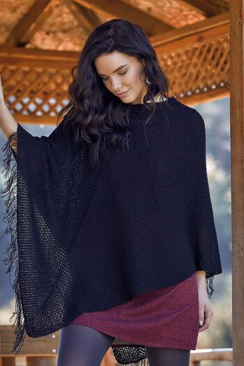 Pull poncho noir 1