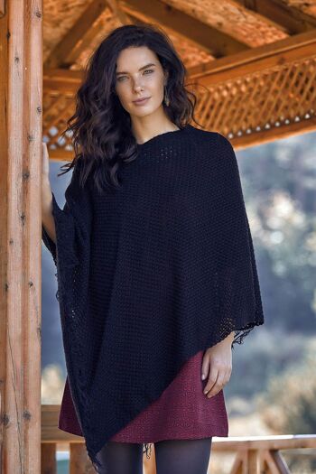 Pull poncho noir 2