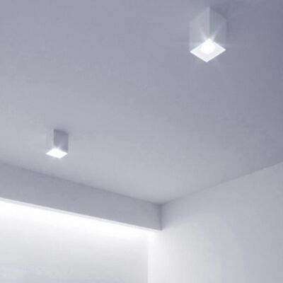 s.LUCE Madras surface-mounted ceiling light - shape: angular, white