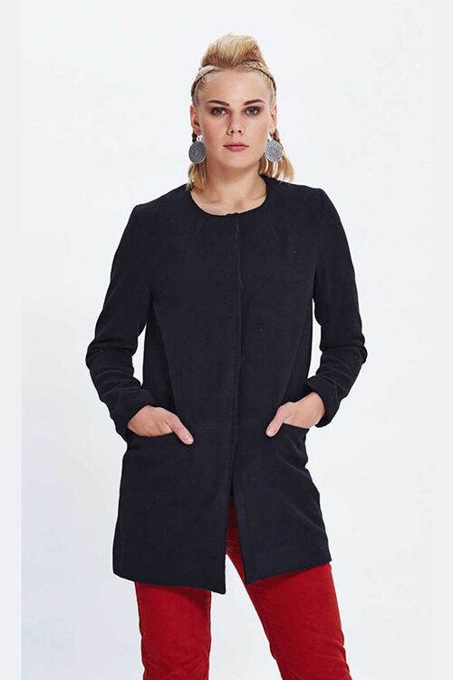 Round Neck Coat Black