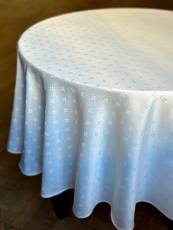 Nappe ronde classique blanche avec ornement, mélange Coton-Poly | Dîner classique 5