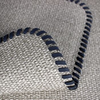 Lot de 4 sets de table en tissu gris clair avec bordure en lanière de cuir 3