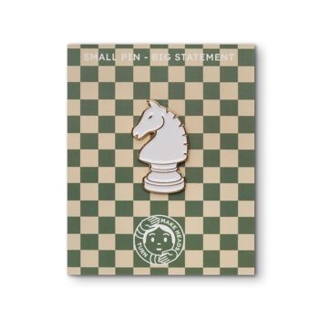 Pin's en émail "Chess Knight" 2