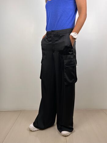 Loose-fitting cargo trousers 1