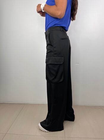 Loose-fitting cargo trousers 2