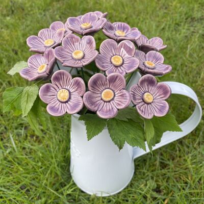Flores de ciruelo púrpura de cerámica, estaca de planta
