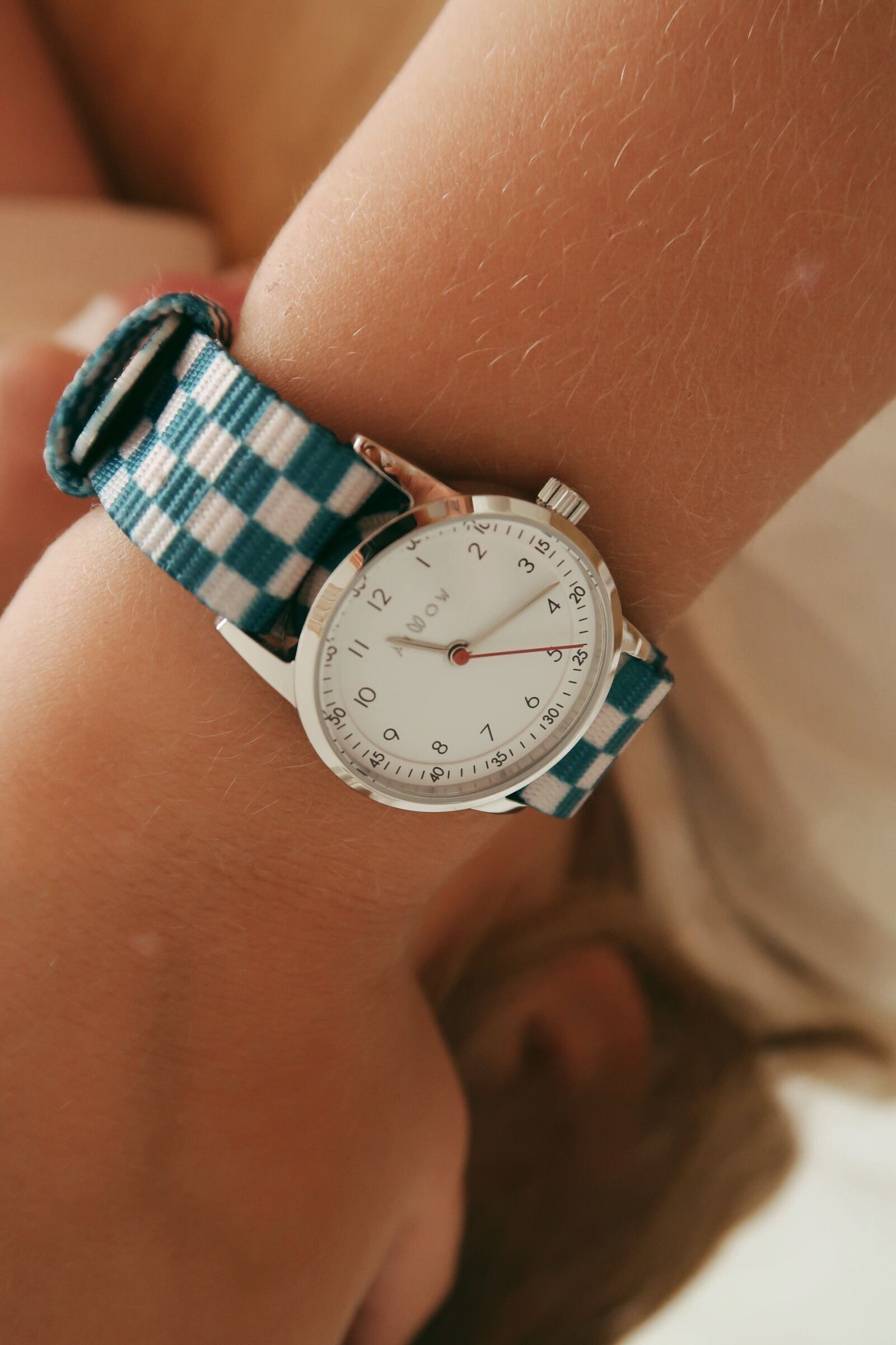 Millow Classic Kinderuhr mit Damier-Armband