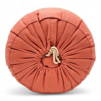 Coussin de méditation rond flamant bio bio avec broderie Om 3