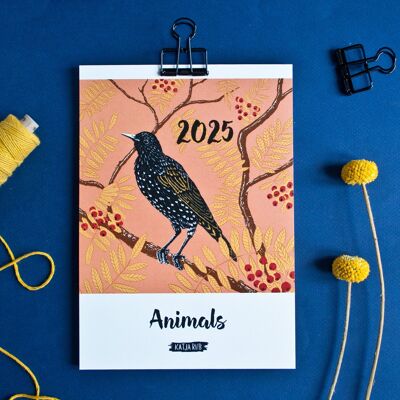 Calendario anual 2025 animales en formato A5 con calendario inglés