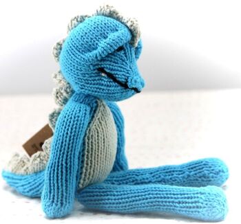 Peluche crocodile fait main à longues pattes - Doudou éco-responsable en coton bio - MAXIME - Kenana Knitters 23