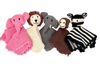 Doudou plat zèbre en coton biologique éco-responsable certifié GOTS - ZELIGE - Kenana Knitters 4