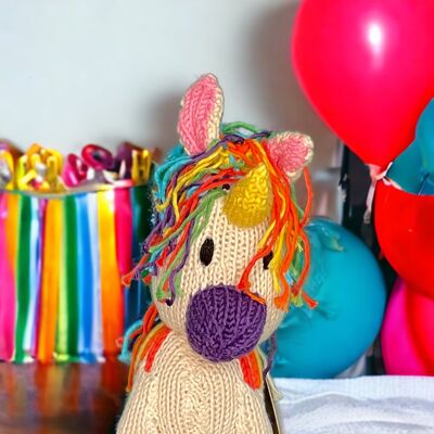 Handmade, eco-responsible unicorn soft toy - LILI - Kenana Knitters