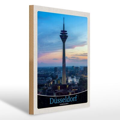 Cartello in legno da viaggio 30x40 cm Viaggio con vista sulla torre televisiva di Düsseldorf
