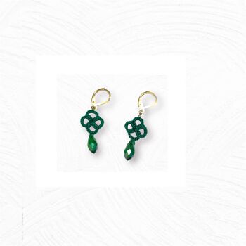 Boucles d'oreilles en dentelle de frivolité (tatting) Trèfle 3