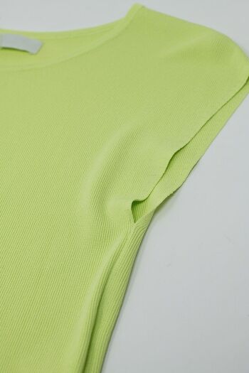 T-shirt court tricoté à manches courtes en vert 6