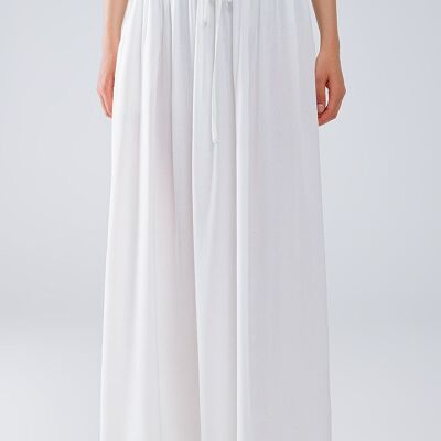 Maxi skirt in white fluid fabric with elastic waist