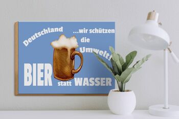 Panneau en bois indiquant 40x30cm de la bière allemande au lieu de l'eau 3