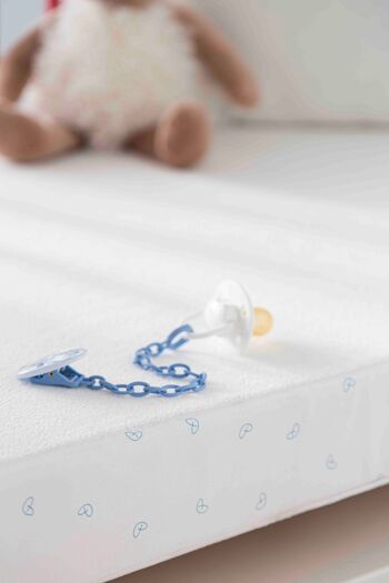 Protège-matelas imperméable pour berceau bébé. Tissu éponge absorbant, respirant et antibactérien. (50X85cm) 11
