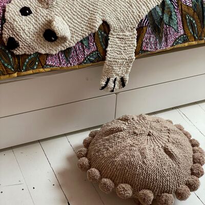 White polar bear rug in eco-responsible organic wool - BEBEAR - Kenana Knitters