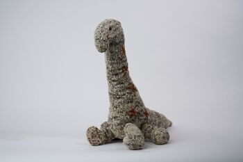 Doudou brontosaure en pure laine Mérinos - fait main - NESSIE 4