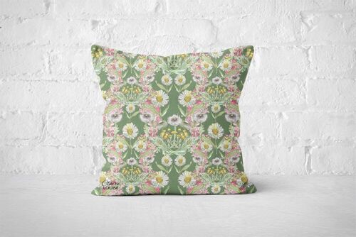Meadow Green Daisies Bloom Patterned Cushion