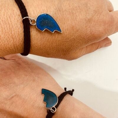 2 magic friendship bracelets
